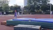 少年未來(lái)可期!初三男生校運(yùn)會(huì)跳高1.91米