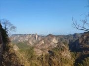 高考填報(bào)志愿時(shí)，想選專業(yè)還是先考慮院校，有講究不