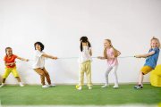 幼兒園里最受歡迎的孩子，都有3種特質(zhì)，與家世、顏值