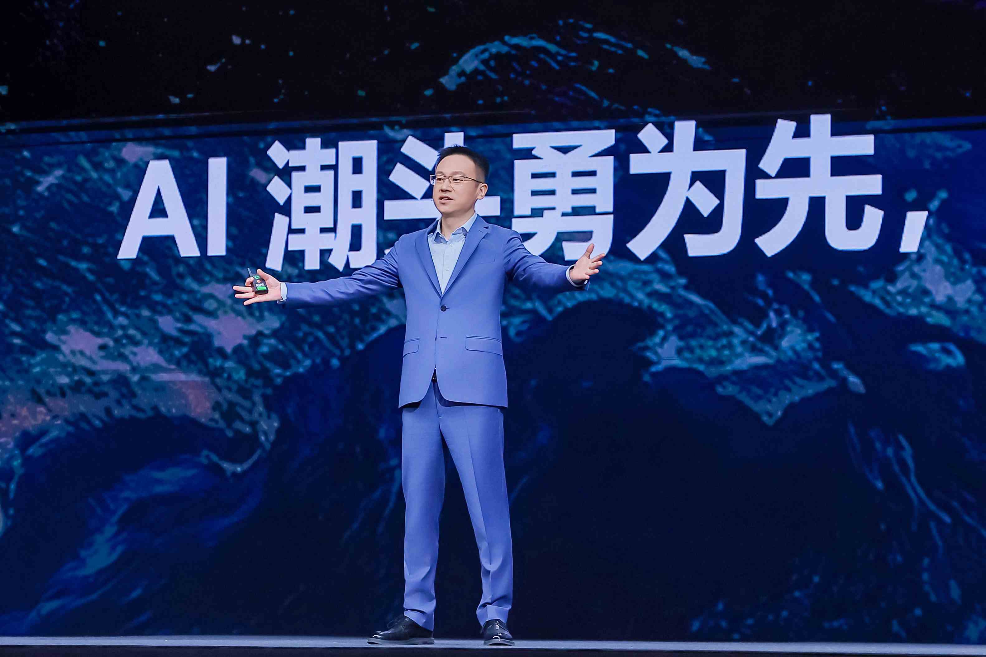 華為中國(guó)政企業(yè)務(wù)副總裁 許超