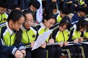 教育故事：陪伴，是學(xué)生成長(zhǎng)的見證者