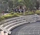 校方通報(bào)“大學(xué)生掉化糞池遇難”細(xì)節(jié)，同學(xué)曾施救未
