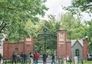 哈佛大學(xué)“國際禁招令”或加劇人才出走