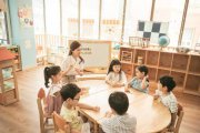 最新統(tǒng)計出爐：幼兒園一年關(guān)掉2萬所，民辦校少了1.