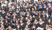延邊大學食堂阿姨畢業(yè)典禮演講全程脫稿聽哭畢業(yè)生，